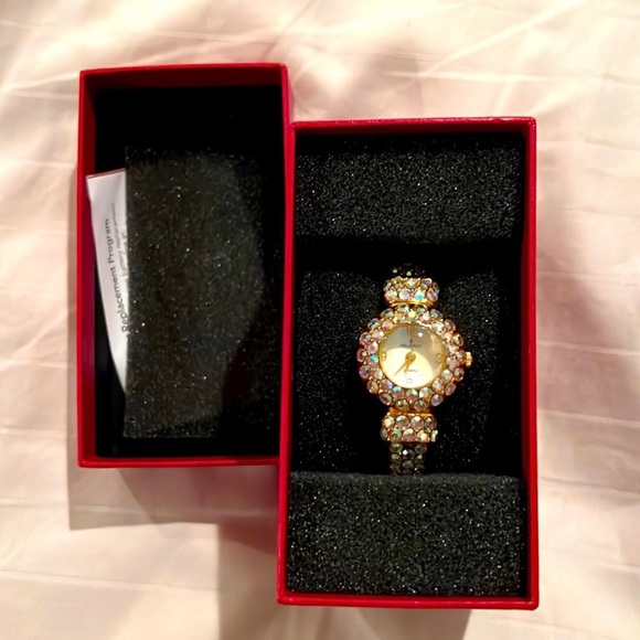 Vintage Sparkle Bling Bangle Watch - Like new, in the box - Picture 3 of 5